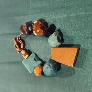 Turquoise and gold bracelet.